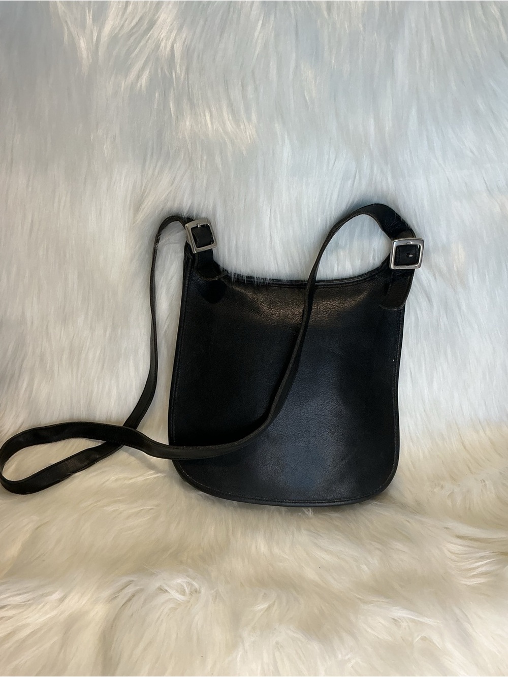 Vintage COACH 9135 Black Leather Slim Hippie Crossbody Saddle Bag